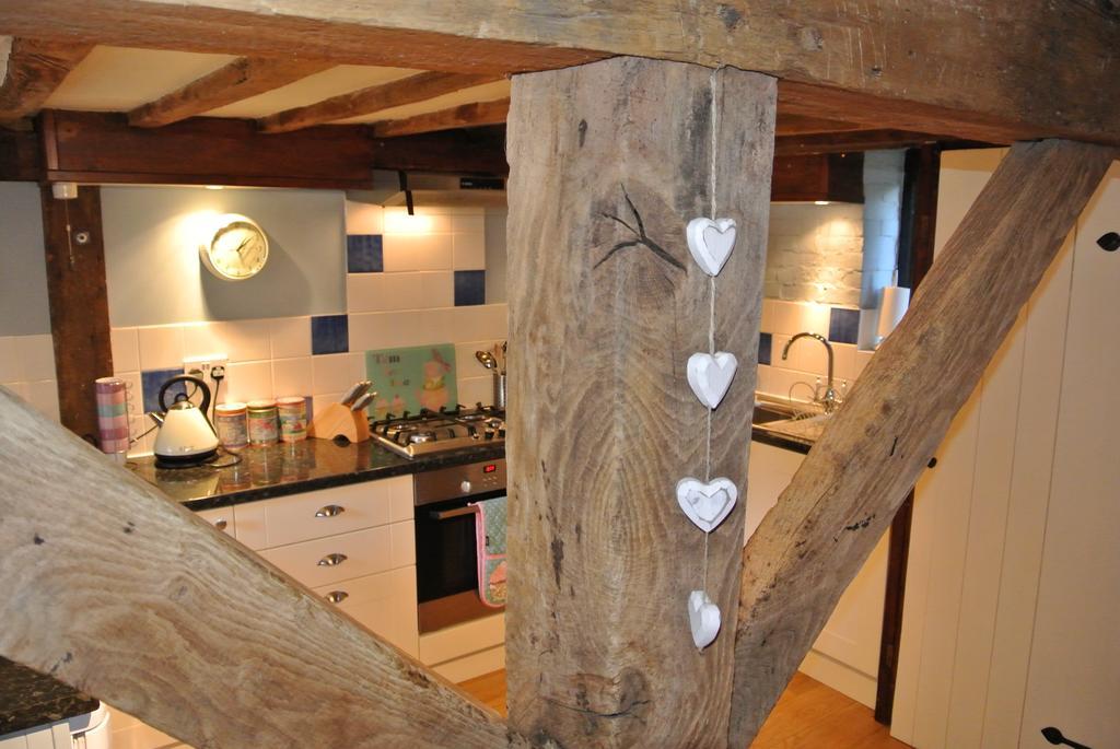 Frith Farm House Cottages Newnham  Quarto foto