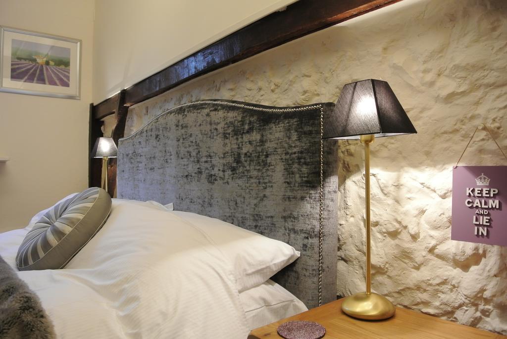 Frith Farm House Cottages Newnham  Quarto foto